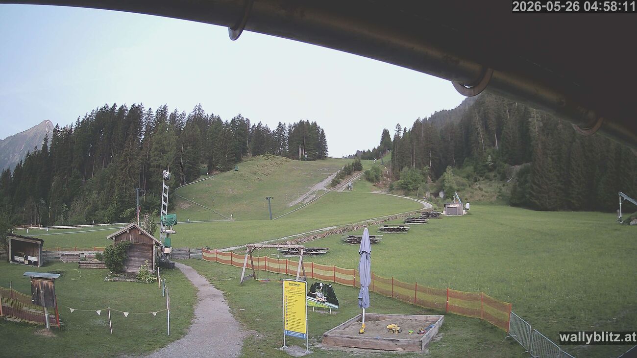 Aktuelles Bild unserer Webcam Elbigenalp
