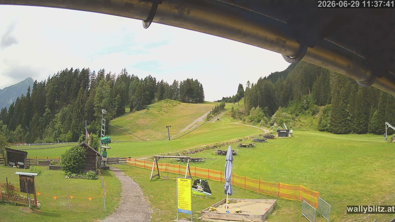Aktuelles Bild unserer Webcam Elbigenalp