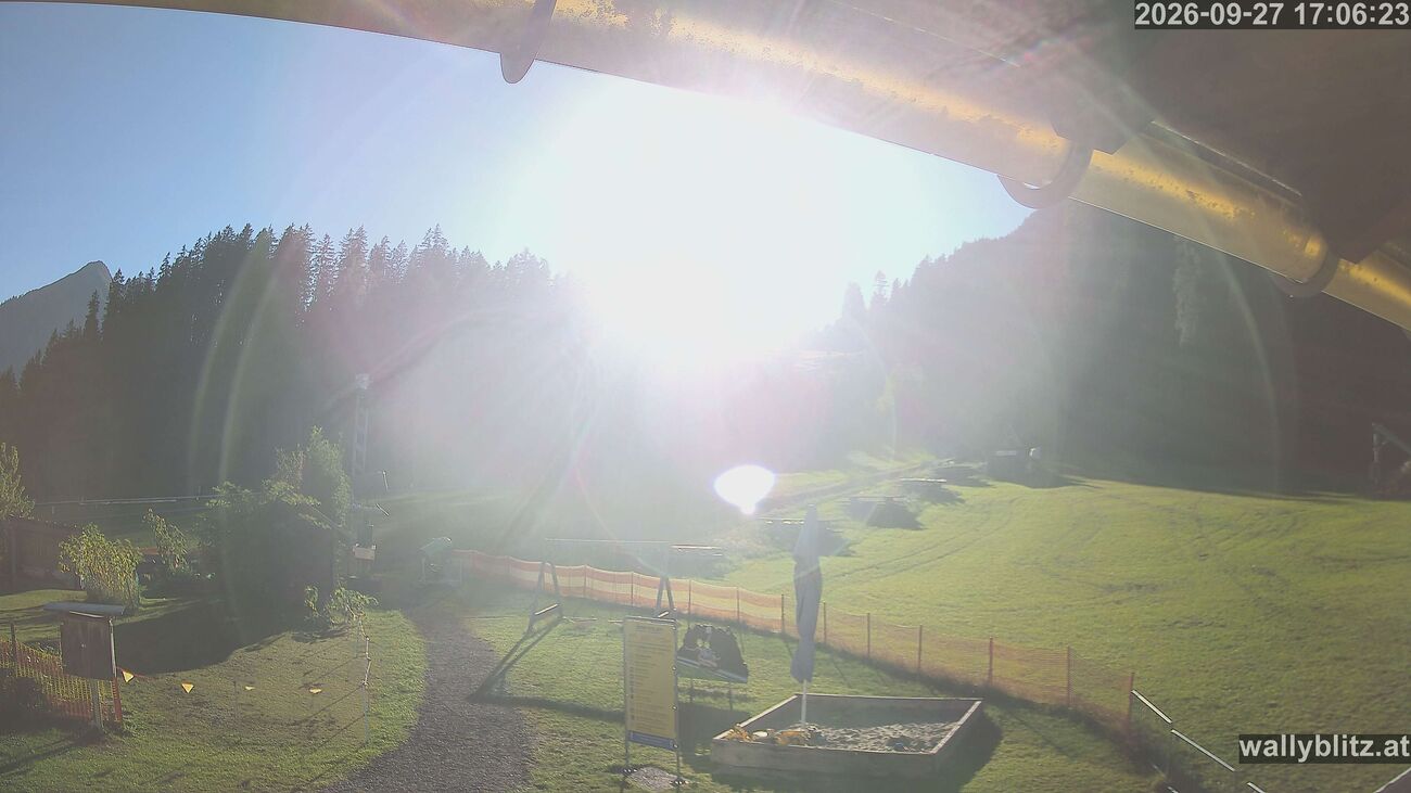 Aktuelles Bild unserer Webcam Elbigenalp